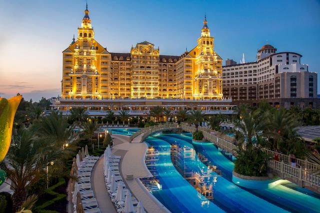 ROYAL HOLIDAY PALACE 5 *