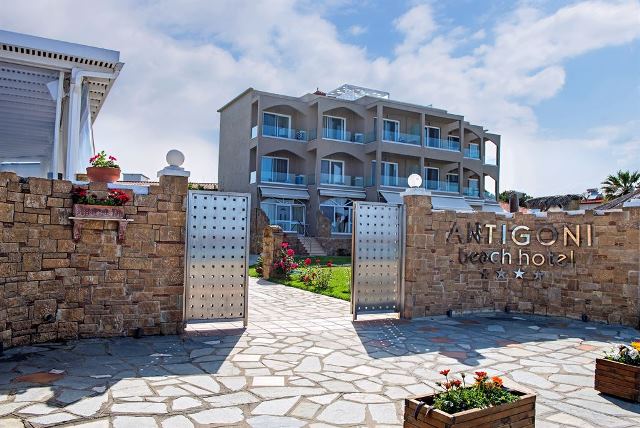 ANTIGONI BEACH HOTEL & SUITES