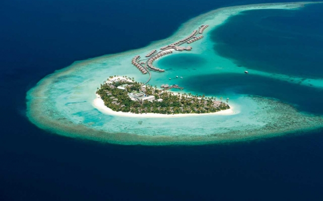 CENTARA RAS FUSHI RESORT & SPA MALDIVES