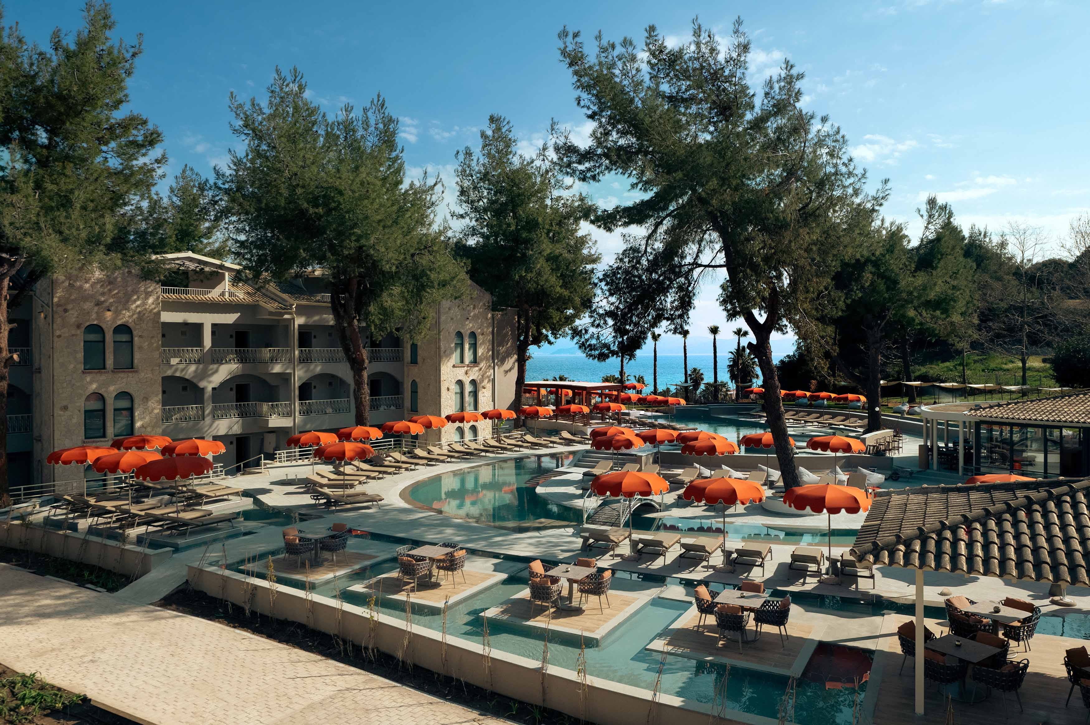 Zeus Eleva Kassandra Lagoon 5*